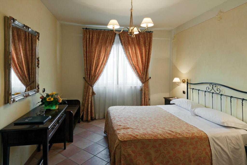 Villa Luigi Hotel & Restaurant Nuova Gestione Villa Rosa Di Martinsicuro Bilik gambar