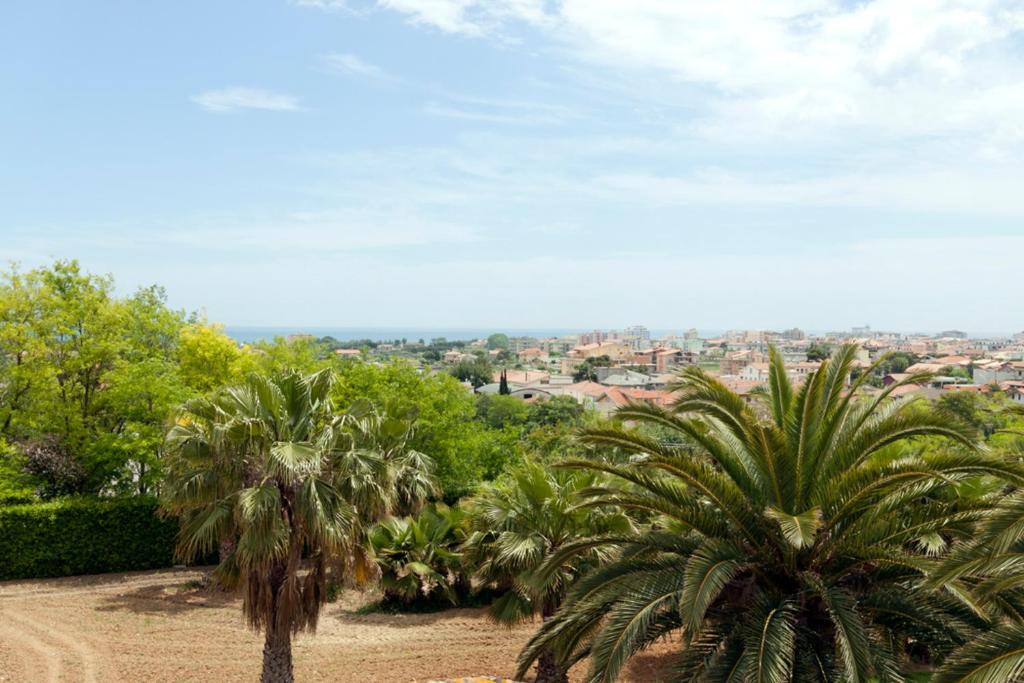 Villa Luigi Hotel & Restaurant Nuova Gestione Villa Rosa Di Martinsicuro Luaran gambar