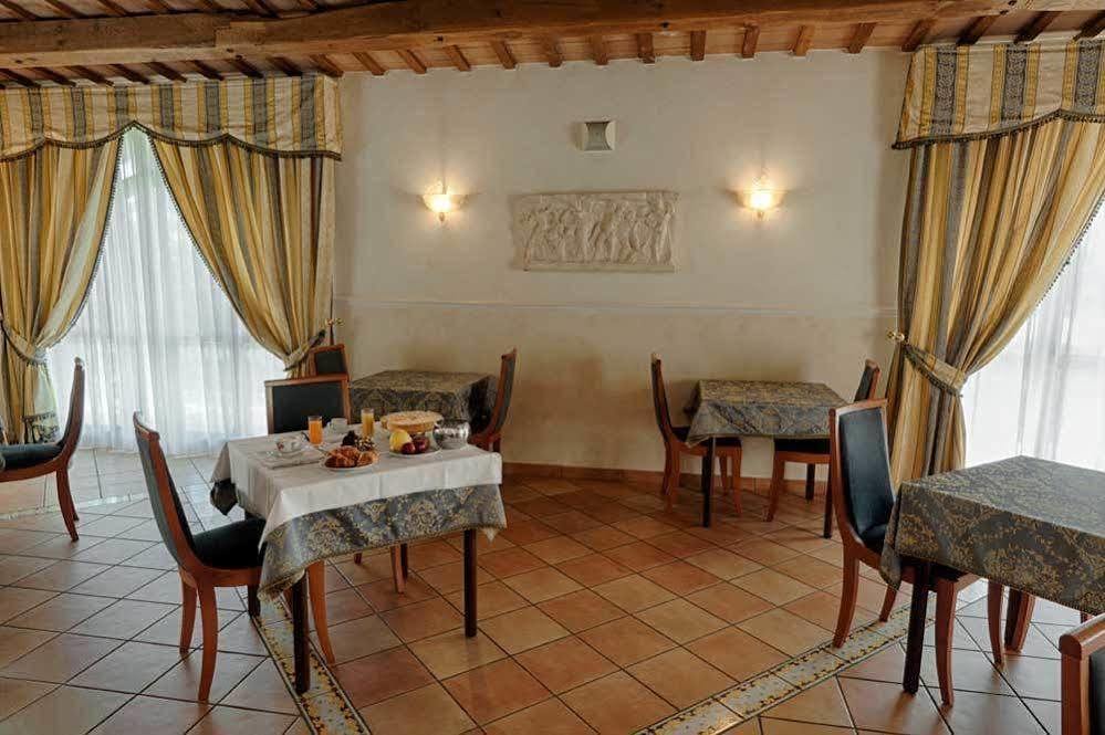Villa Luigi Hotel & Restaurant Nuova Gestione Villa Rosa Di Martinsicuro Luaran gambar