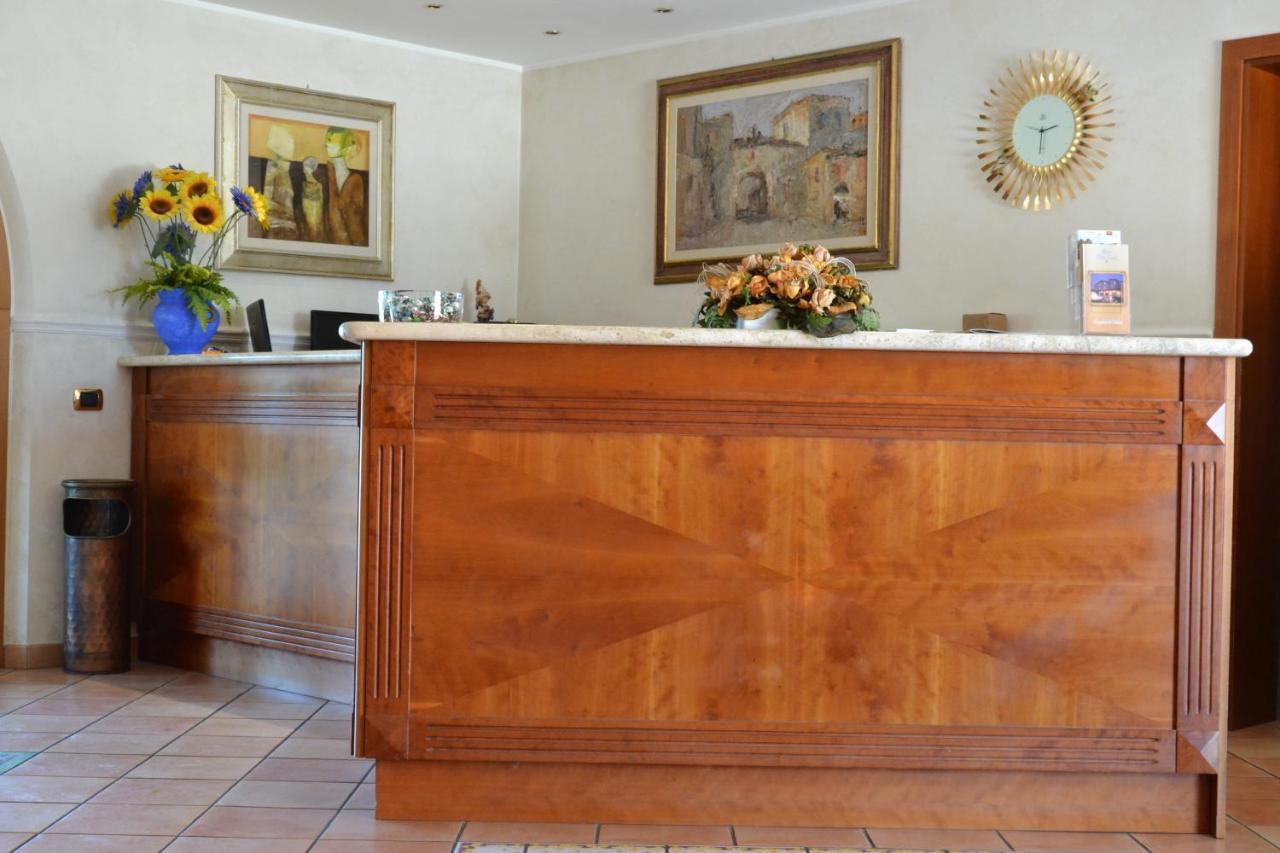 Villa Luigi Hotel & Restaurant Nuova Gestione Villa Rosa Di Martinsicuro Luaran gambar